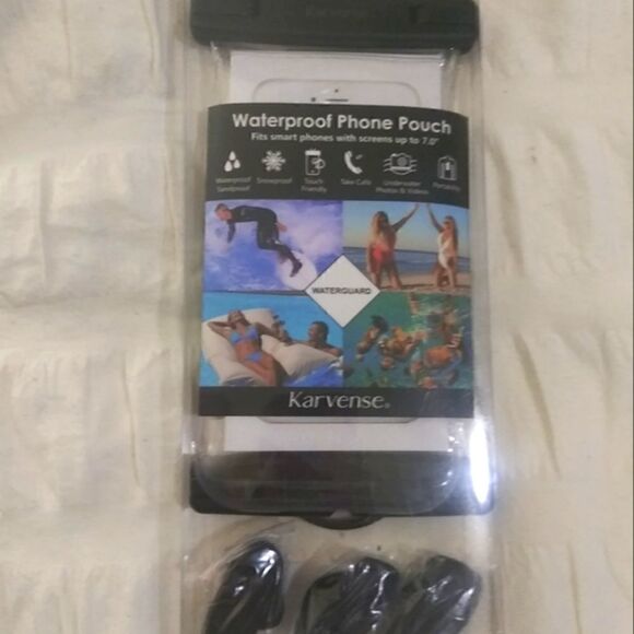 Waterproof phone pouch    - Picture 1 of 6